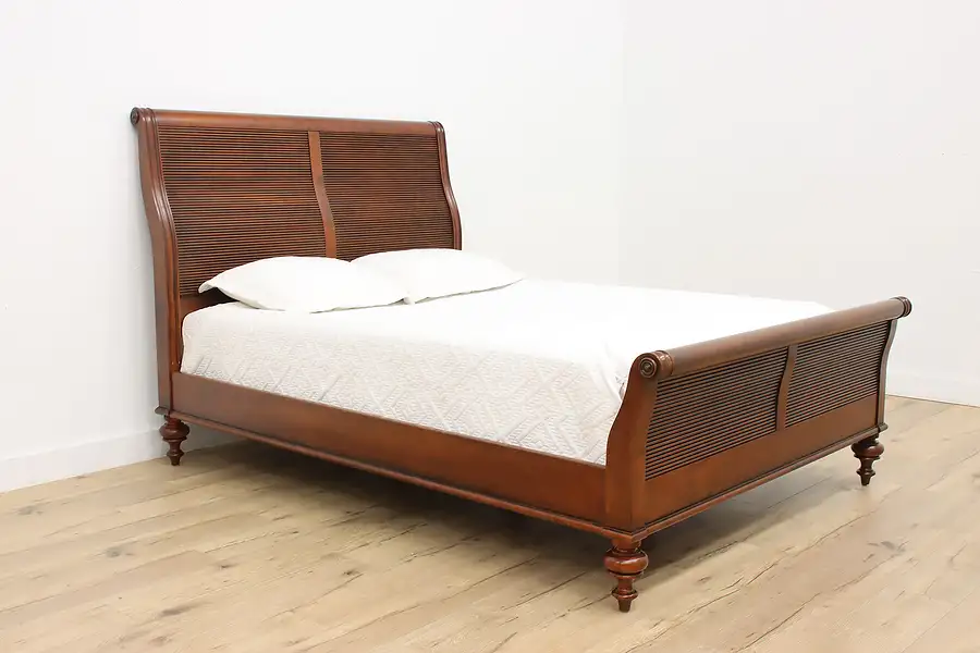 Main image of Ethan Allen Vintage Maple Sleigh Queen Size Bed