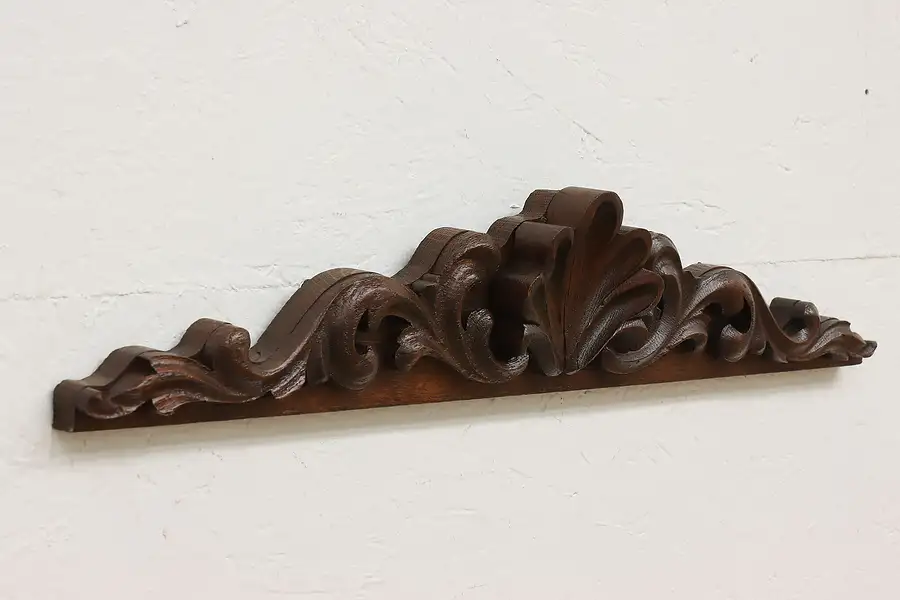 Main image of Victorian Antique Carved Oak Salvage Wall Crest, Shell