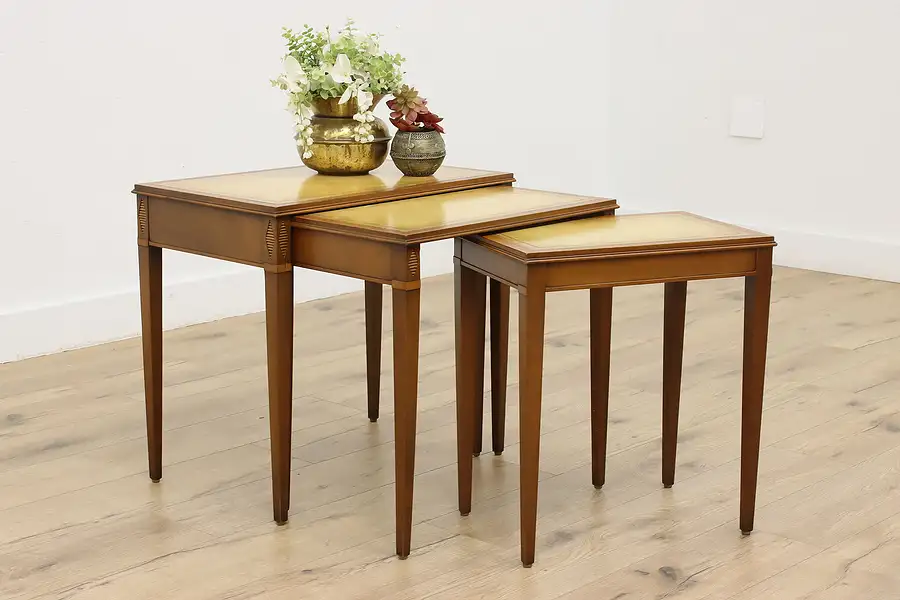 Main image of Set of 3 Antique Traditional Nesting Snack Tables, Henredon