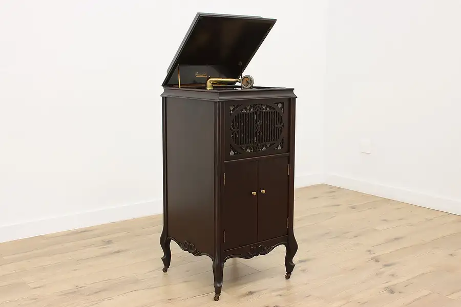 Main image of Phonograph Antique Wind Up Record Player & Records Brunswick