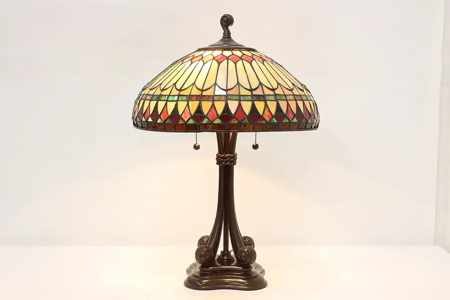 Main image of Leaded Stained Glass Shade Office or Library Lamp Quoizel