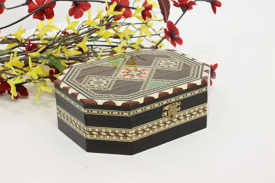 Main image of Syrian Vintage Mosaic Inlay Keepsake or Jewelry Box, Mirror