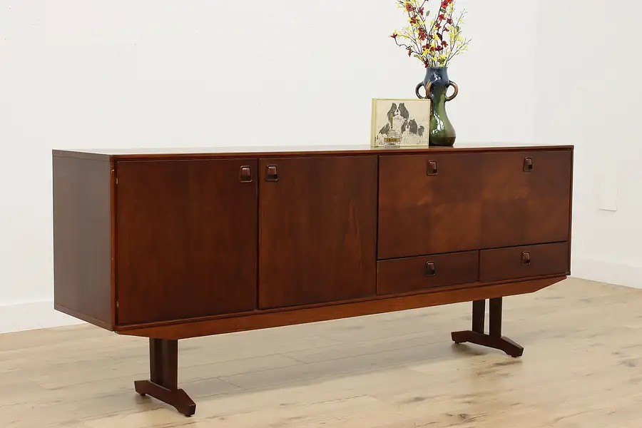 Main image of Midcentury Modern Vintage Rosewood Credenza or Bar, Top Form