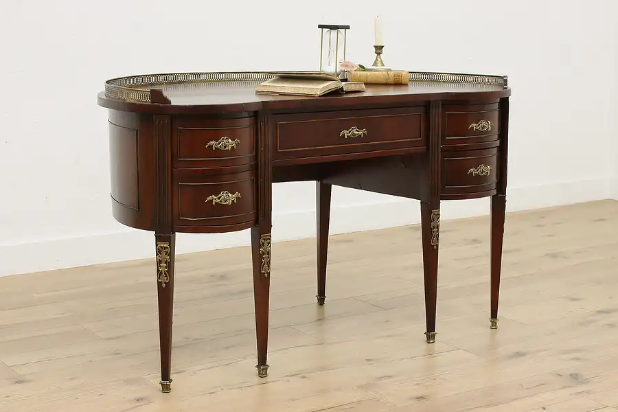 Main image of Georgian Design Mahogany Office or Library Kidney Shape Desk