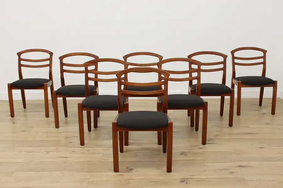 Main image of Set of 8 Midcentury Modern Vintage Dining Chairs, Højbjerg