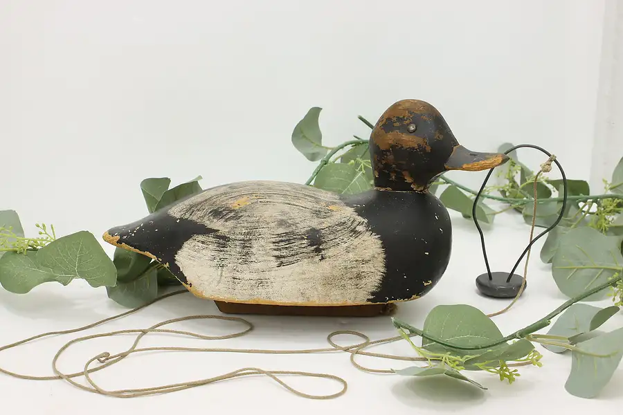 Main image of Farmhouse Vintage Carved & Painted Duck Decoy Sculpture