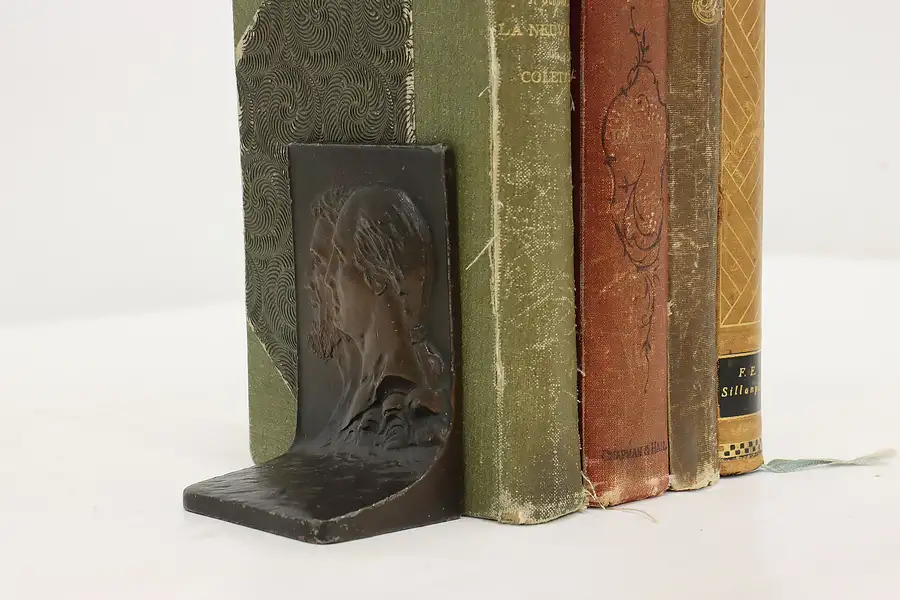 Main image of President Washington & Lincoln Antique Bronze Finish Bookend