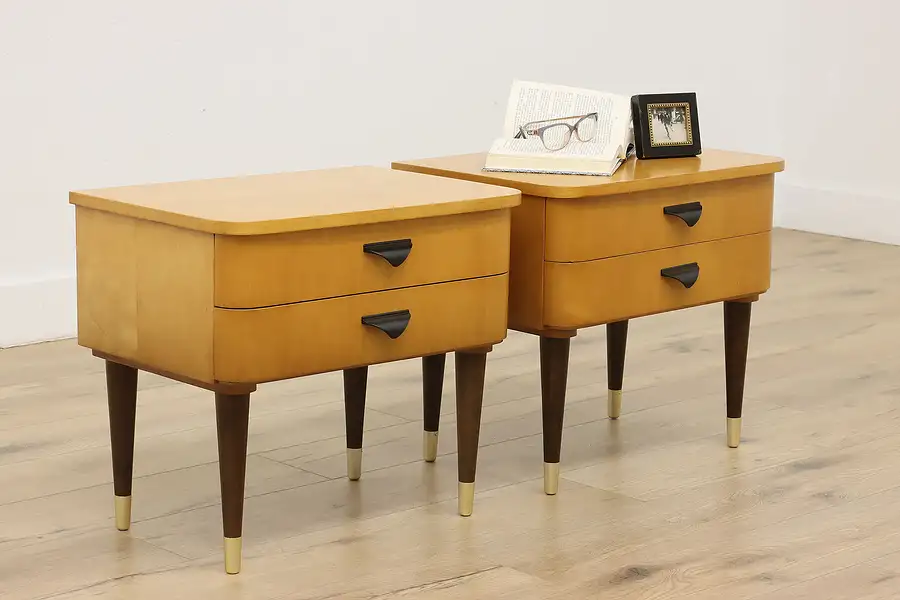 Main image of Pair Midcentury Modern Vintage Maple Nightstands End Tables