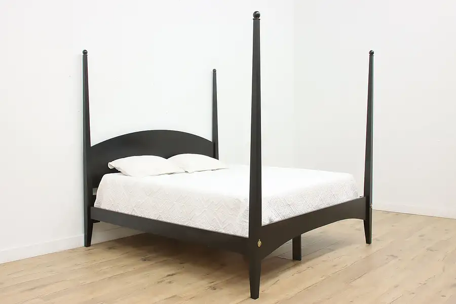 Main image of Traditional Vintage Ebonized King Size Poster Bed