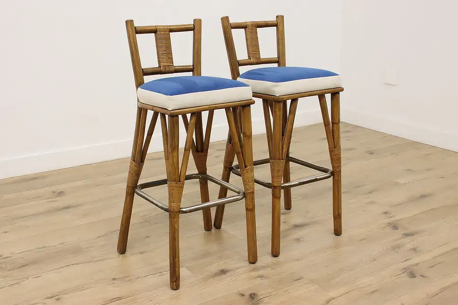 Main image of Pair of Wicker Vintage Counter Bar Stools, Ficks Reed