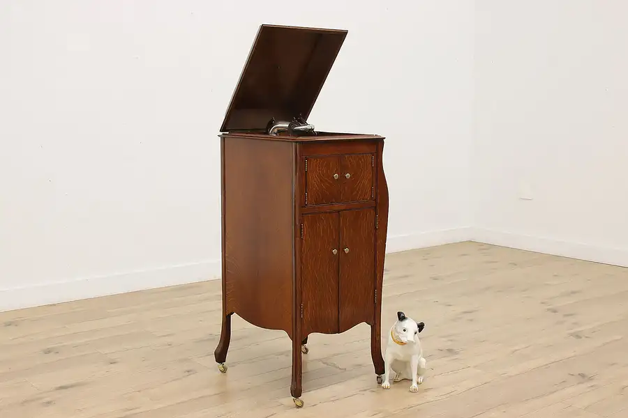 Main image of Victrola Antique Oak Record Player Phonograph Victor VV-X