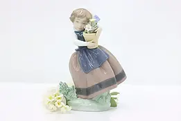 Girl with Flowers Vintage Porcelain Figurine, Lladro #48959