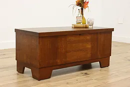 Midcentury Modern Vintage Oak Blanket Chest or Trunk, Roos #52326