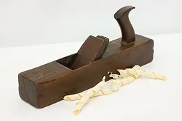 Farmhouse Beech Antique Carpenter Woodworker Plane #50738