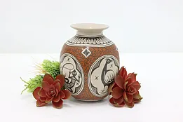 Mexican Mata Ortiz Vintage Pottery Vase, Animals, Martinez #52580