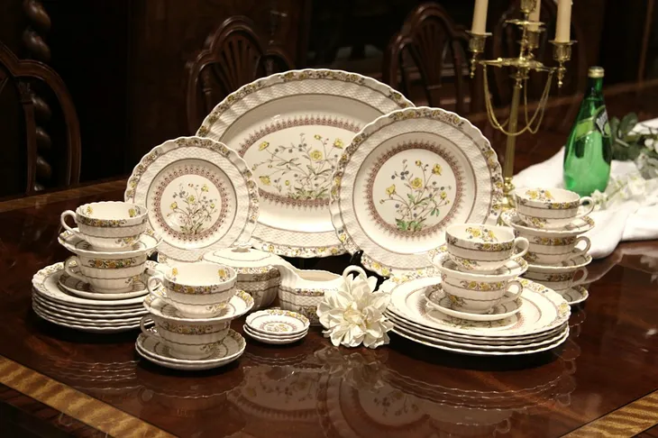 Group of English Spode Buttercup China