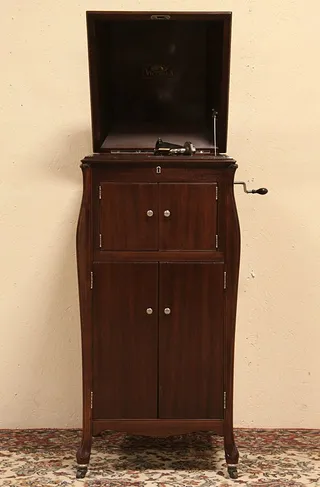 Victor 1920 Victrola  Wind up Phonograph VV-XI