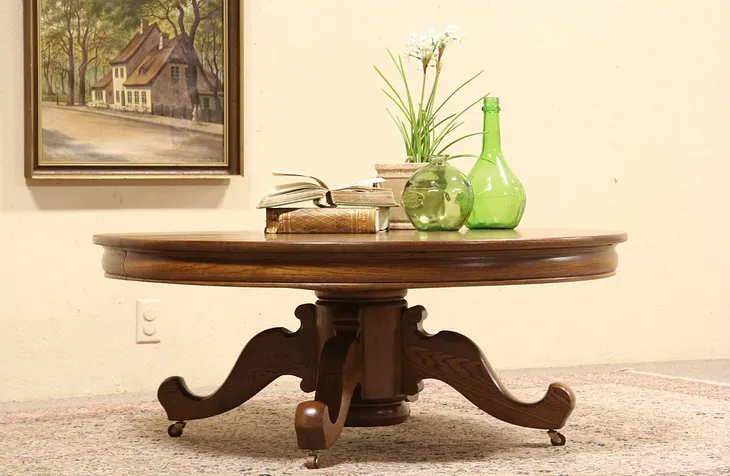 Round Oak Antique Coffee or Cocktail Table