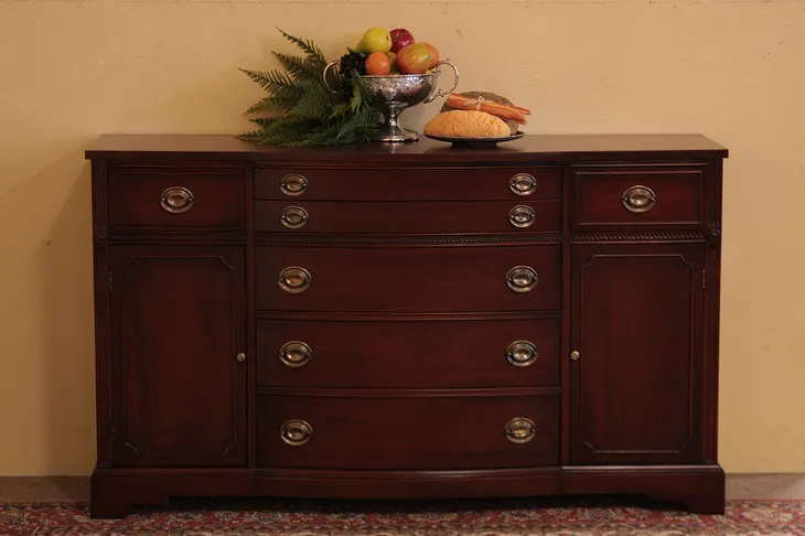 Traditional Bow Front Mahogany Sideboard Buffet