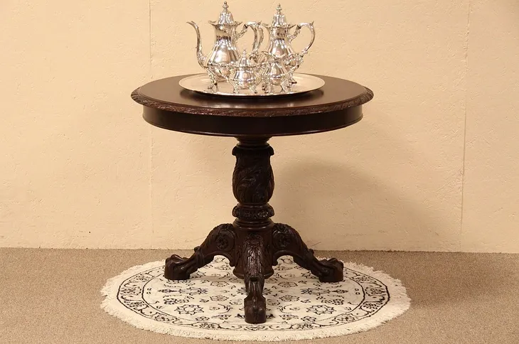 Georgian Chippendale Round Lamp or Center Table