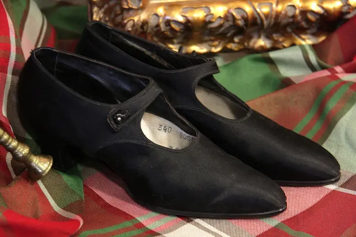 Womens Black Antique Satin Shoes