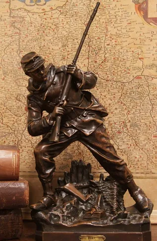 Army Sculpture of a Civil War Soldier Statue (1)