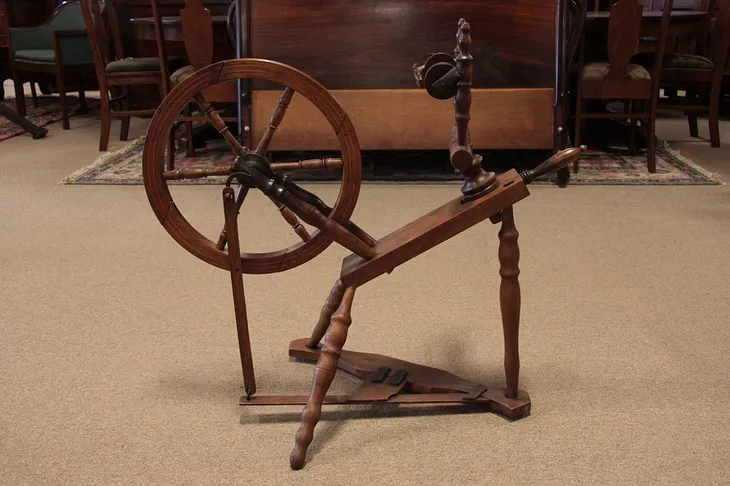 Primitive Country Spinning Wheel, mid 1800's