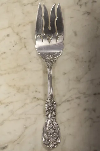 Francis I Reed & Barton Sterling Silver 9 1/4" Meat Serving Fork