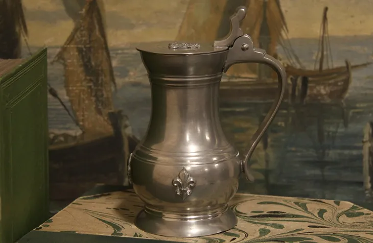 French Covered Pewter Tankard, Royal Crest