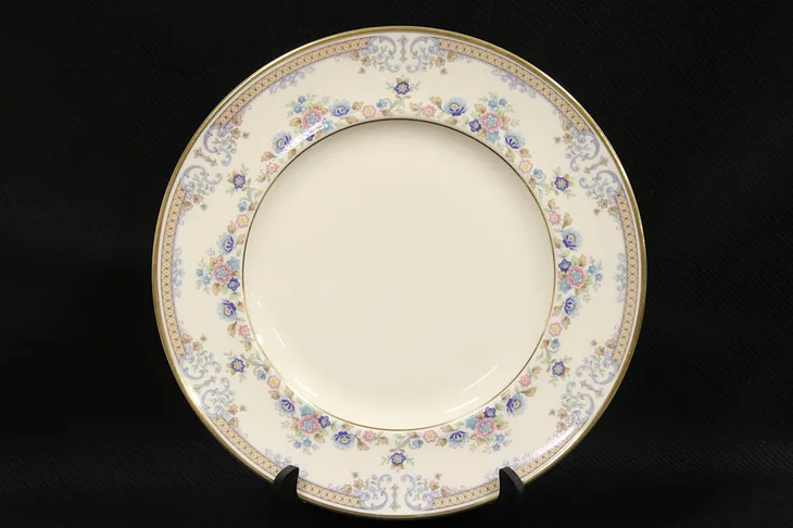 Royal Doulton 11" Dinner Plate "Highland Valley" H5144