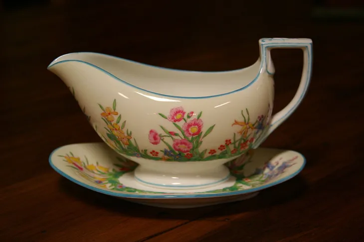 Wedgwood Prairie Flower Gravy Boat and Underplate (1)