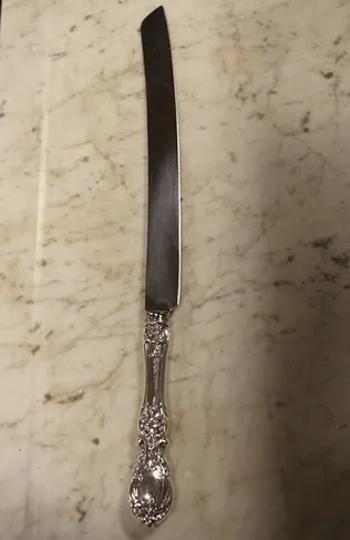 Francis I Reed & Barton Sterling Silver Large Cake or Carving Knife (1)