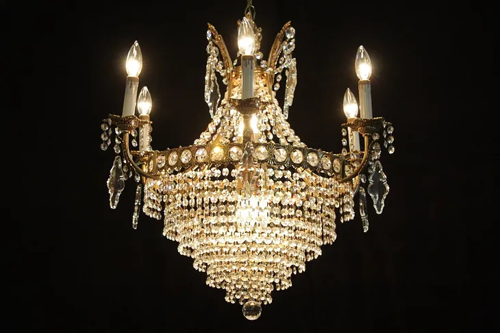 Hand Cut Strauss Crystal Chandelier with 12 Candles