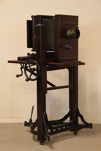 Century Graflex Antique Camera & Stand