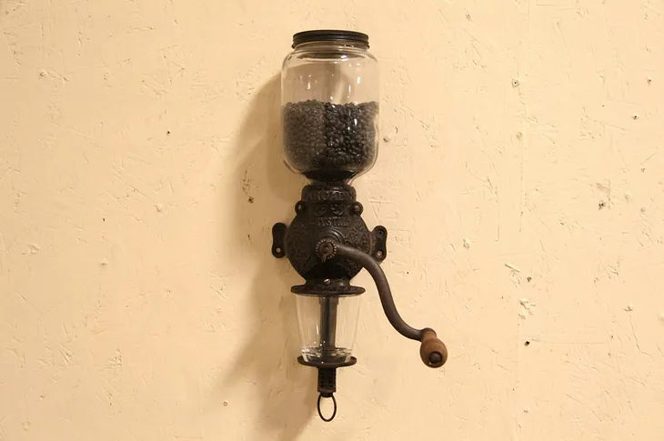 Arcade Crystal Wall Mount Antique 1890 Coffee Grinder (1)