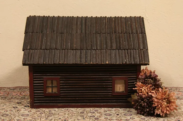 Log Cabin Folk Art Antique 1910 Model or Dollhouse (1)