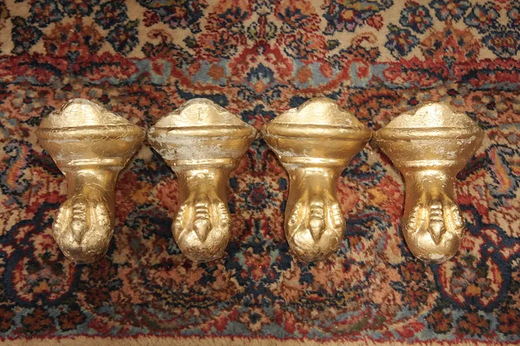 Set of 4 Antique Clawfoot Bathtub Feet