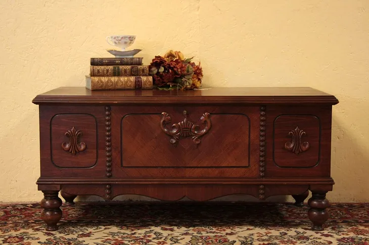 Cedar Antique Blanket Chest