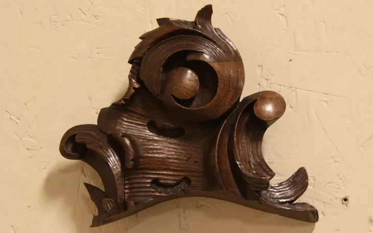 French Baroque Carved 1890 Crest Fragment