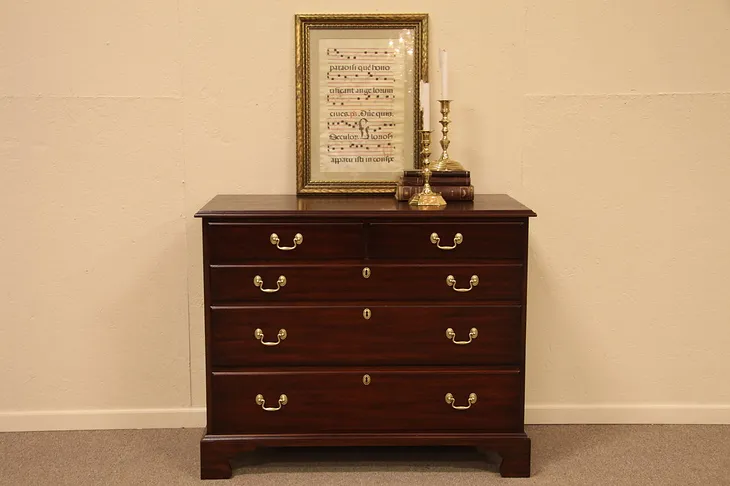 Henkel Harris Virginia Mahogany Chest or Dresser