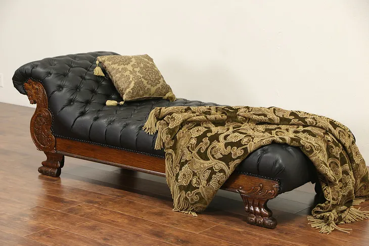 Victorian Lion Carved 1900 Antique Oak Chaise Lounge or Psychiatrist Couch