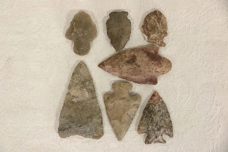 American Indian Points or Arrowheads from Wisconsin College, Group of 7