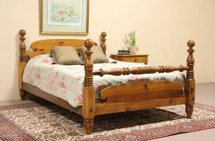 Ethan Allen Country Pine Queen Size Vintage Bed