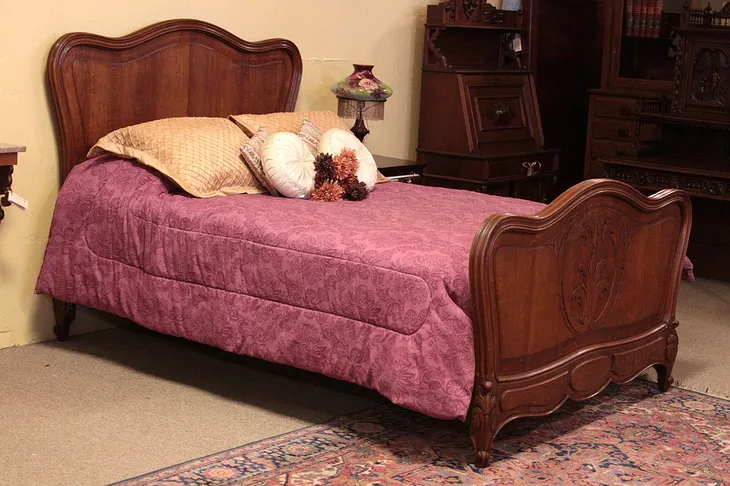 Oak Carved Country French Queen Size Bed