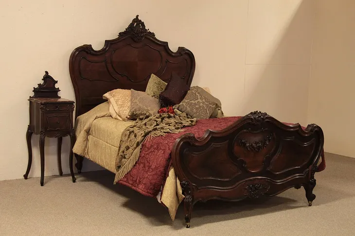 French Carved Antique Rosewood Queen Bed