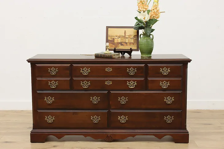 Georgian Vintage Cherry Wide Dresser or Chest, Kincaid #51669