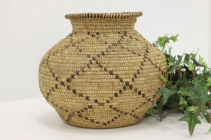 Native American Vintage Woven Basket #52744