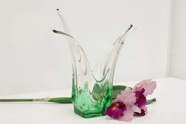 Murano Vintage Blown Glass Centerpiece Sculpture or Vase #52741