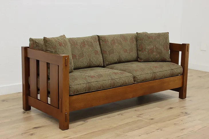 Craftsman Vintage Arts & Crafts Oak Settee or Bench Stickley #52906