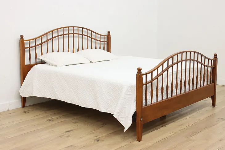 Traditional Vintage Birch King Size Bed, Ethan Allen (1)